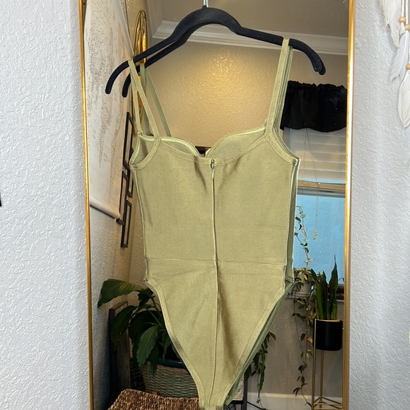 House of CB 'Kamila' Olive Sweetheart Neckline Bandage Bodysuit NWOT - Picture 9 of 9